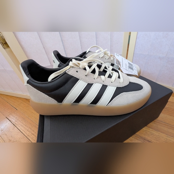 Adidas Women's Barreda Decode Lux - Picture 7 of 7